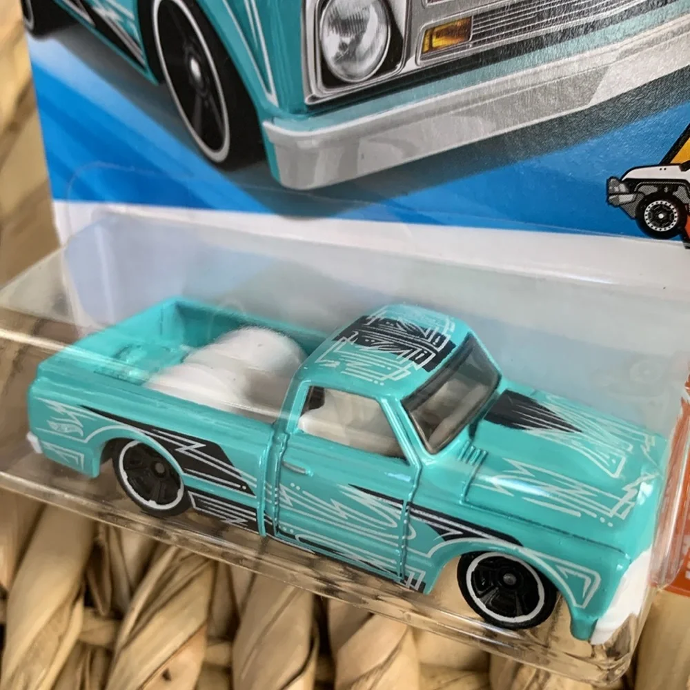 1967 Chevy C10 Pick Up HW Hot Truck HotWheels Chevrolet PickUp New 2025 LowRider